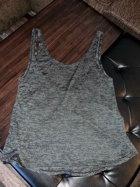 Women’s Gray Striped Scoop Neck Tank Top